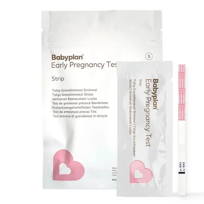 Babyplan Early Pregnancy Test Strip i hvit pose for fem tester, med en enkeltpakket strimmel og teststrimmelen ved siden av